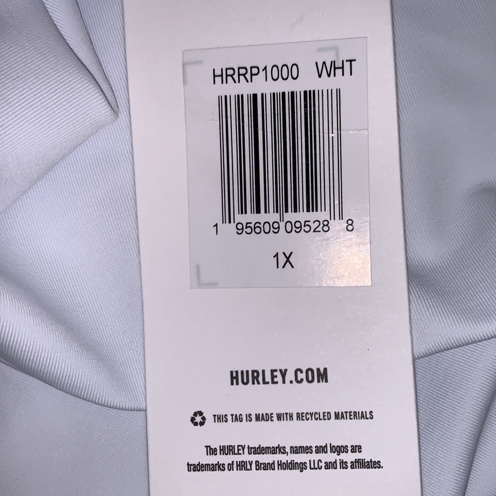 New Long Sleeve Hurley Rash Guard - Picture 3 of 4